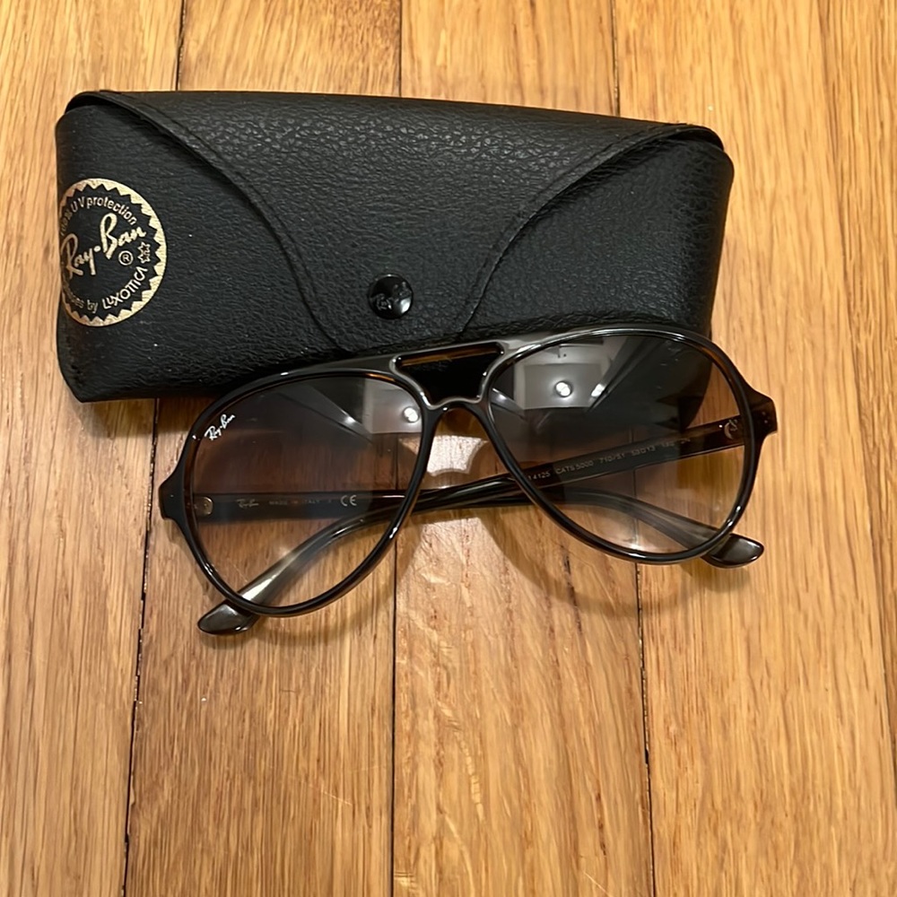 Rayban tortise sunglasses